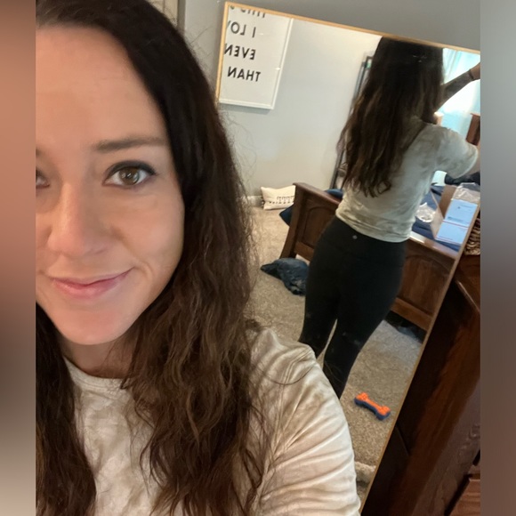 Lululemon - Twist Front Tee size 4 - Picture 6 of 6